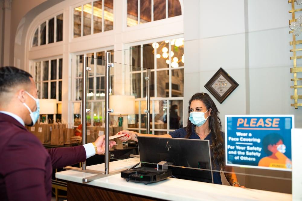 The Virginian Lynchburg, Curio Collection By Hilton Hotell Exteriör bild